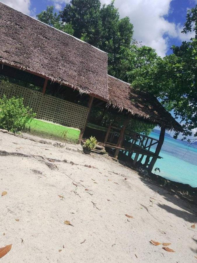 Lonnoc Beach Lodge ホッグハーバー エクステリア 写真